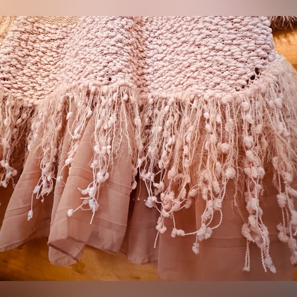 Ryu Blush mixed Fabric Cowl Neck Sweaterdress - Picture 4 of 4